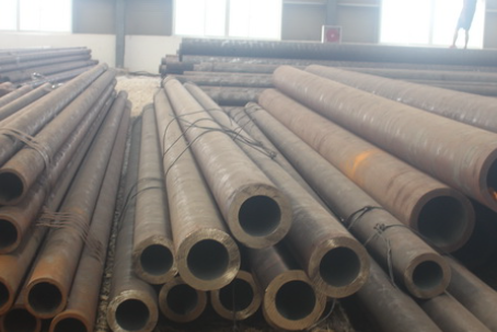 毛感乡30CrMo无缝钢管