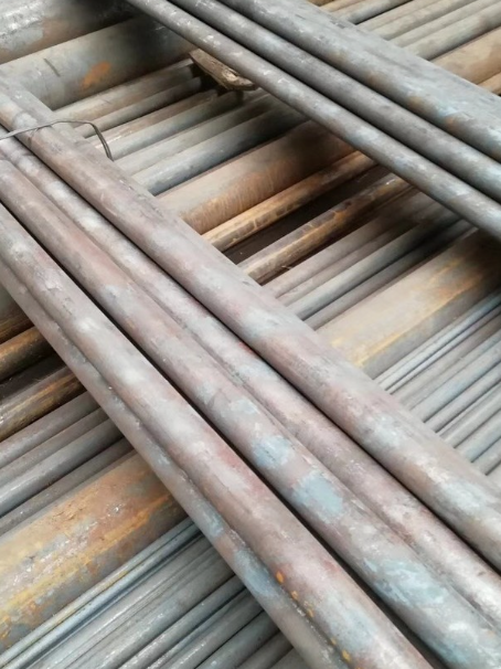 毛感乡45B合金结构钢